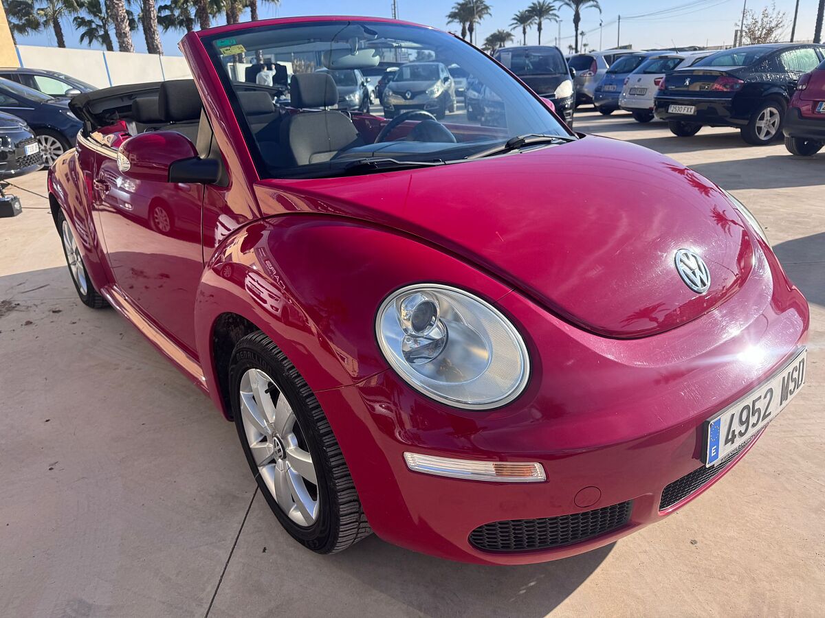 VOLKSWAGEN NEW BEETLE CONVERTIBLE 1.6 SPANISH LHD IN SPAIN 93000 MILES 2006